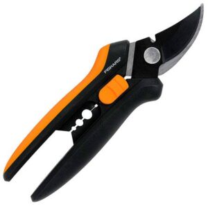 Секатор площинний для квітів Fiskars Solid SP14 (1051601)