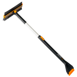 Автомобільний скребок для льоду зі щіткою телескопічний поворотний Fiskars X-Series (1078492)