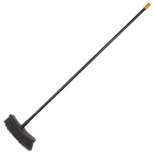 Универсальная метла Fiskars Solid (135541)
